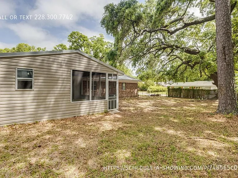16201 Cervantes Ct — Photo 19