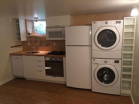 3rd image of 1020 N Steele St