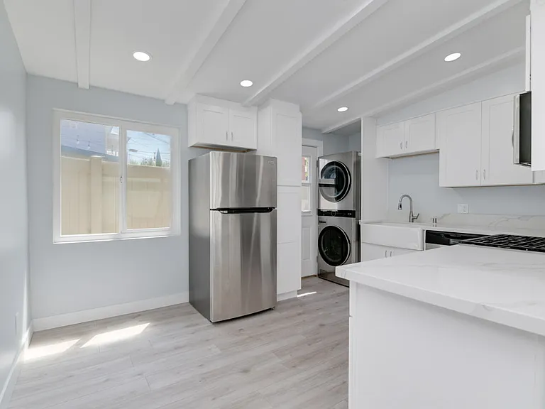 2130 Reed Ave #2130 — Photo 11