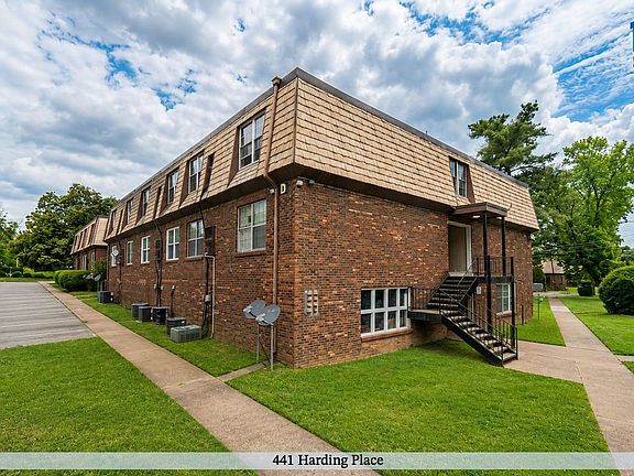 2nd image of 441 Harding Pl APT D1