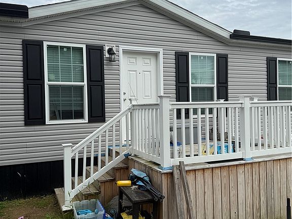 4th image of 511 Jefferson St