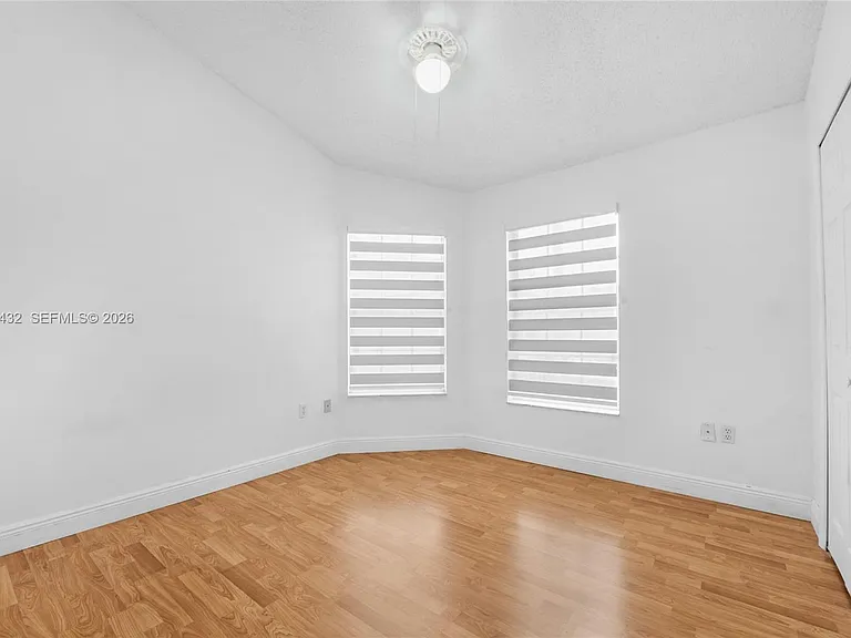 2020 SE 5th Pl — Photo 13
