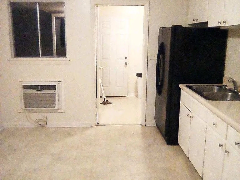 418 Sequoia Dr #418 — Photo 2