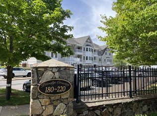 190 Chickering Rd UNIT 313D, North Andover, MA 01845