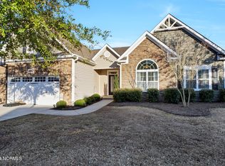 467 Landsdowne Cir, Hampstead, NC 28443