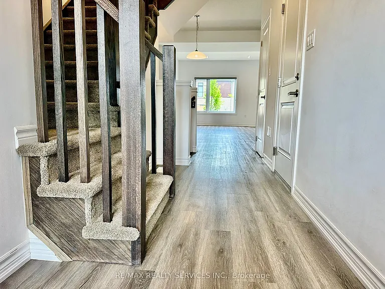 461 Blackburn Dr #22 — Photo 7
