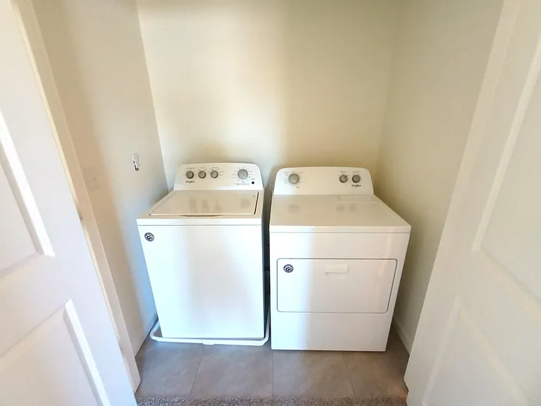 4244 Rutherford Ave — Photo 17