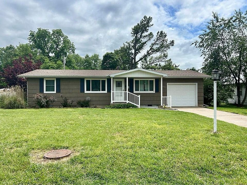 1st image of 419 Davis Drive