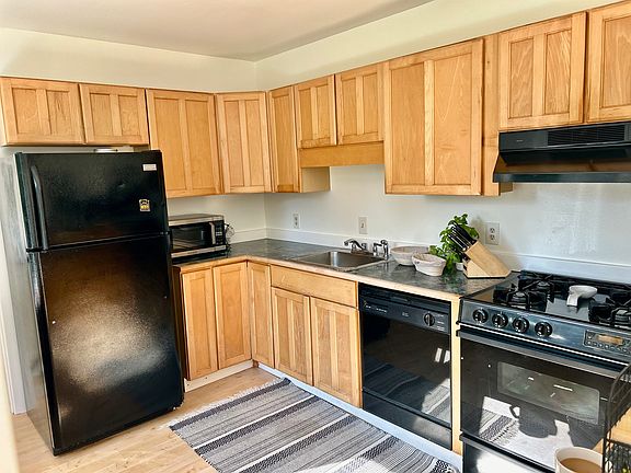4th image of 18212 160th Ave NE