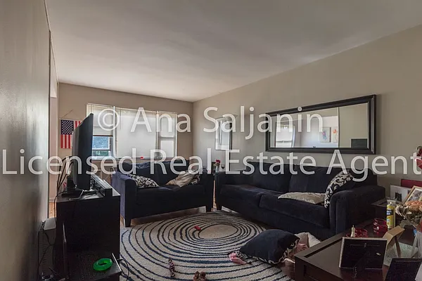 Rented by Citi Zone Realty | media 7