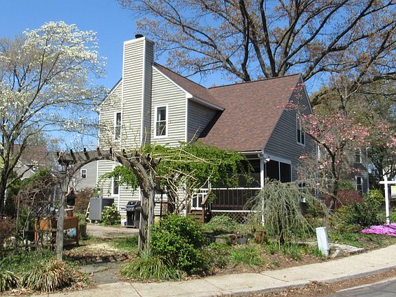 3rd image of 1561 Ritchie Ln
