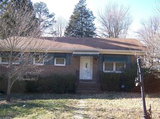 1121 Tabor St, High Point, NC 27262