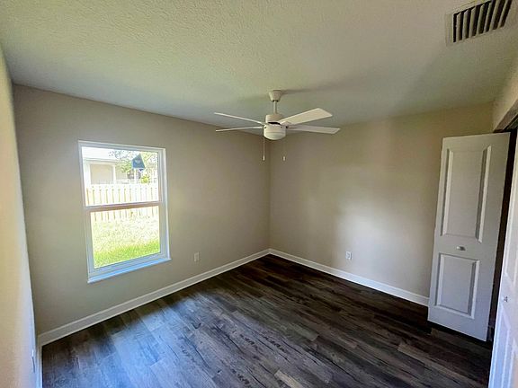 5th image of 1855 10th Ave