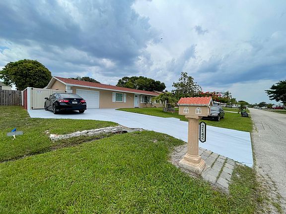 2nd image of 2142 SE Stonecrop Street