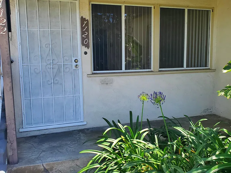 7120 Flight Ave — Photo 2