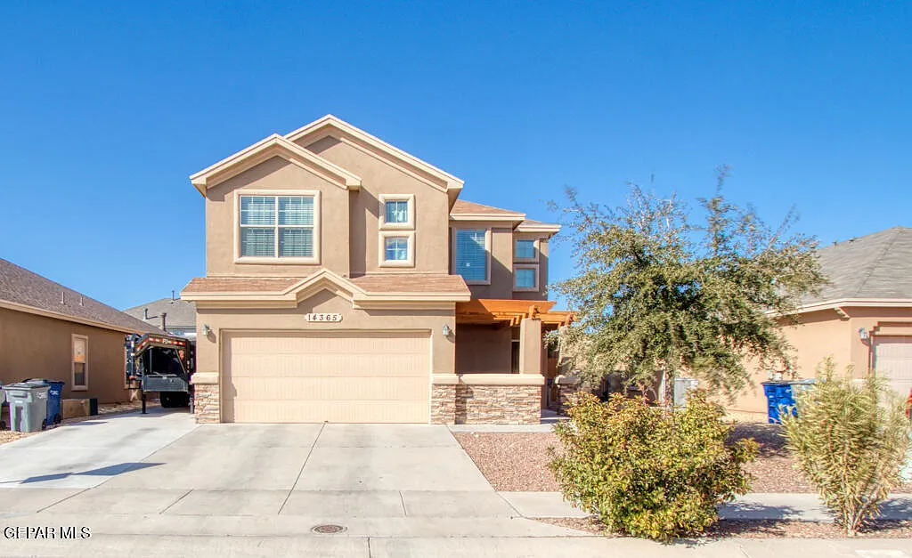 3 bed, 2.5 bath, 2101 sqft, $1,975 — Photo 1