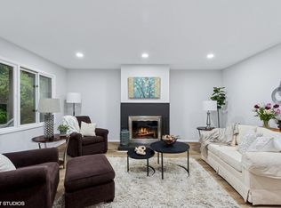 4478 Arden View Ct, Arden Hills, MN 55112