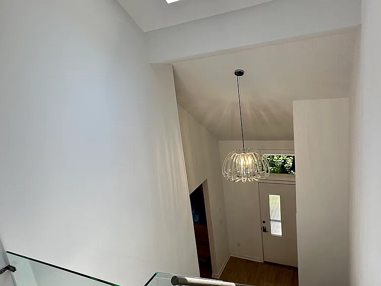 50 Hubbard Ln #7 — Photo 6