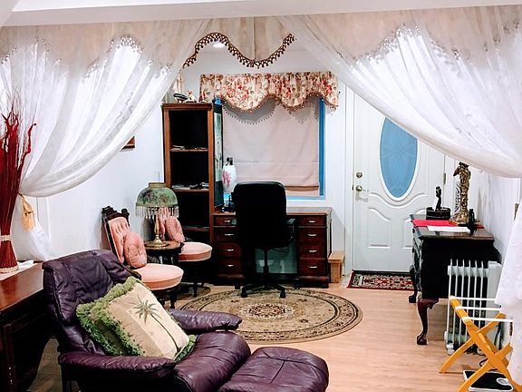 3rd image of 328 Blue Hill Ave #2
