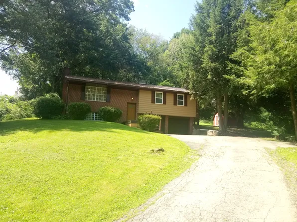 450 W Water St, Slippery Rock, PA 16057