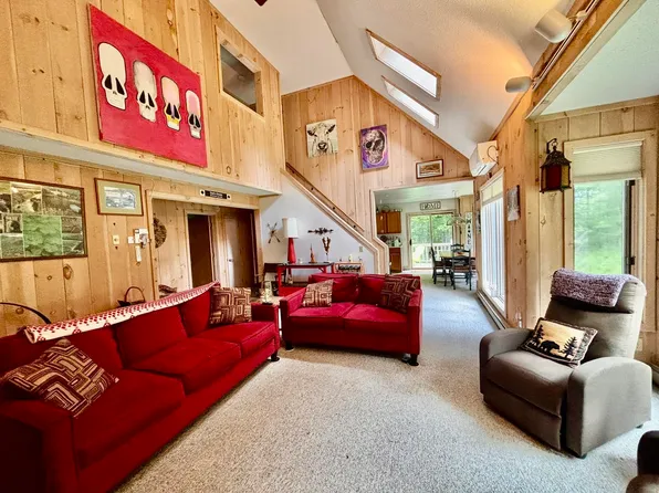 59 Colonial Ridge Road, Dover, VT 05356