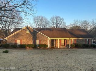 2130 Taryn Ln, Nesbit, MS 38651