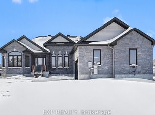 3512 Crosswind Cres, Ottawa, ON K0A2W0