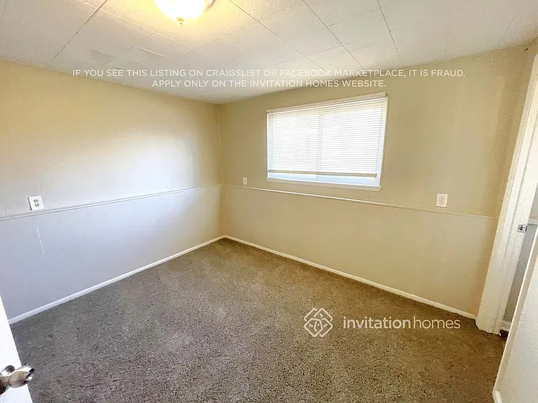 3361 S Winston St — Photo 10