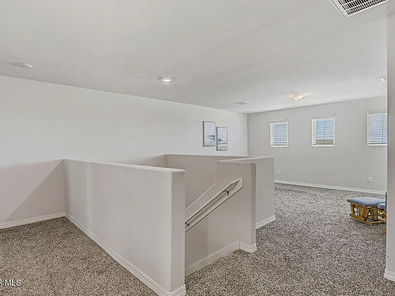 7509 Enchanted Park Dr — Photo 35