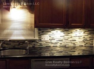 9 Lincoln Cir, Natick, MA 01760