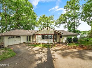 1041 Pioneer Cir, Friendsville, TN 37737