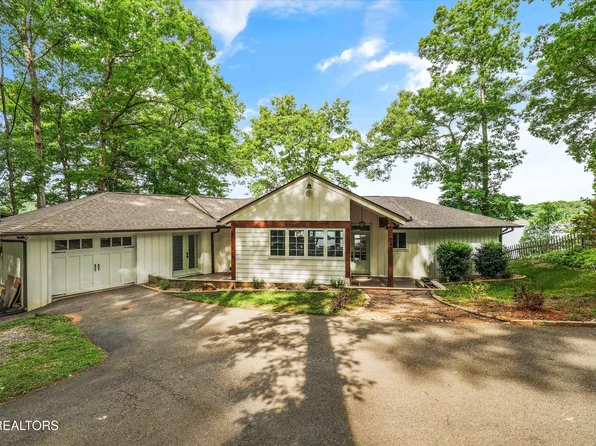 1041 Pioneer Cir, Friendsville, TN 37737