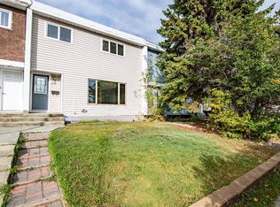 604 N Terrace Park, Red Deer, AB T4N1V8