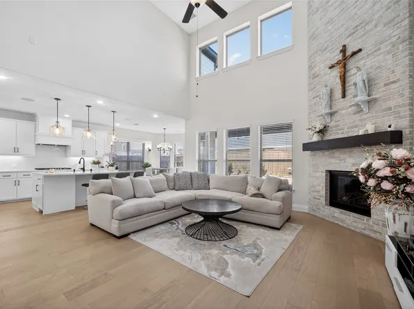 423 Winter Plum Way, Wylie, TX 75098