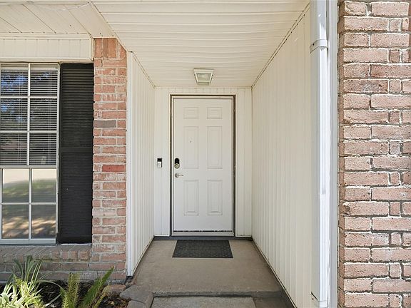 5th image of 4718 Temple Bell Dr