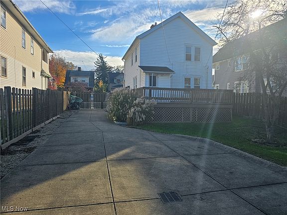 5th image of 9101 Jeffries Ave