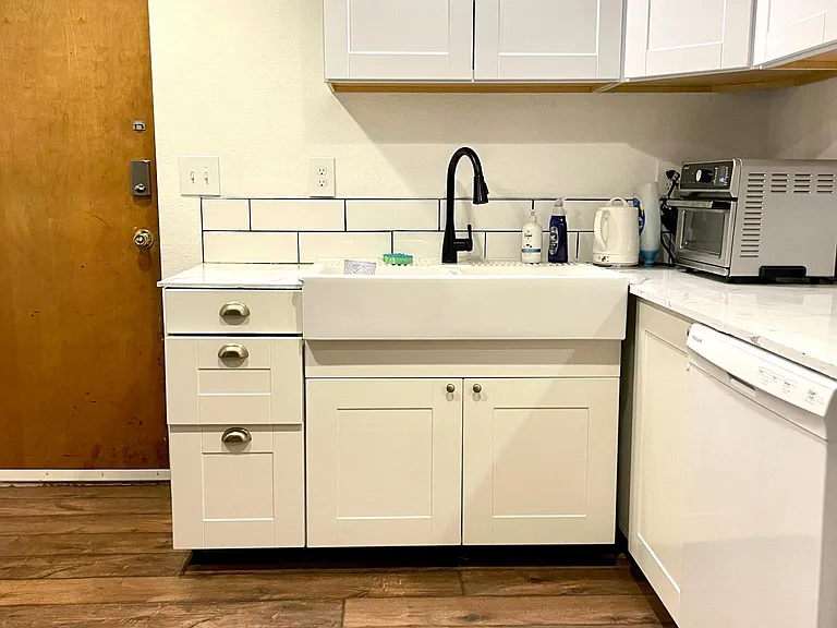 4111 NW Daniels St — Photo 11