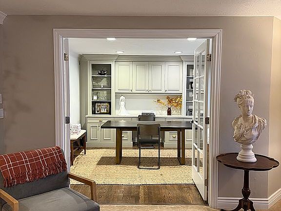 4th image of 2233 E Melodie Ann Way