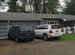 1330 Merrill Ln, Cottage Grove, OR 97424