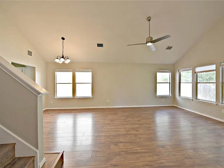 8416 Alvin High Ln — Photo 5