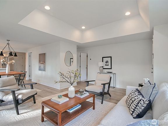 3rd image of 11271 35th Avenue SW