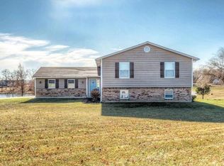 1009 Emerald Dr, Moscow Mills, MO 63362