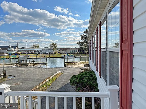 3rd image of 25926 Walnut St #38