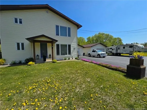 81 Principale, Pointe Verte, NB E8J 2W2