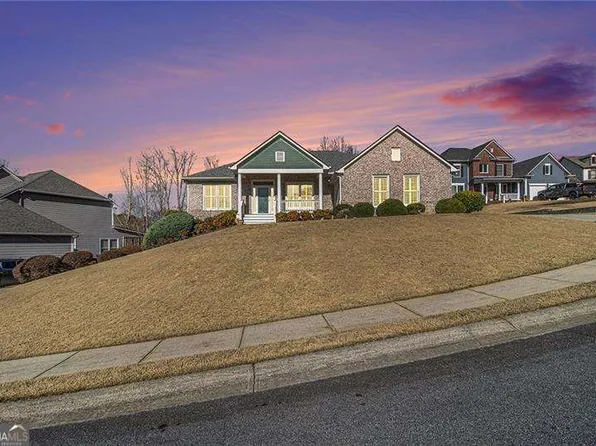 407 Trotters Run, Woodstock, GA 30188