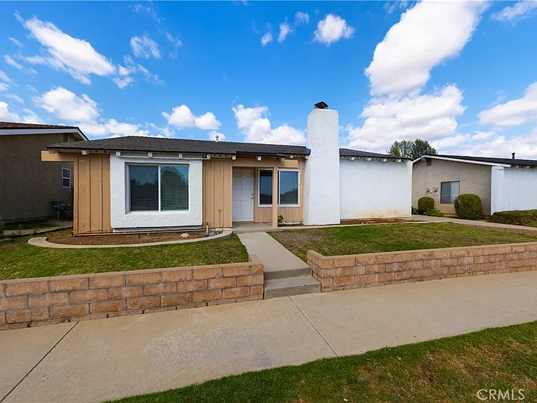 1101 Napa St — Photo 1