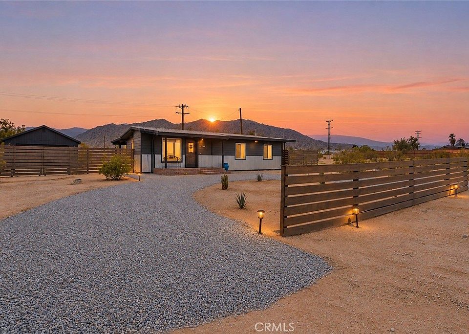 1st image of 4728 Avenida Del Sol