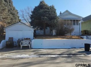 6013 S 18th St, Omaha, NE 68107