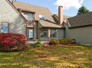 69 Jameson Point Rd #69, Rockland, ME 04841