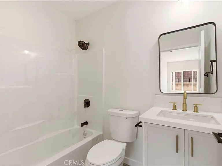 2155 Euclid Ave #A — Photo 11